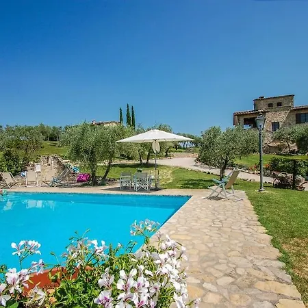 With Private Pool Near Todi. Airco & Wi-fi Piedicolle